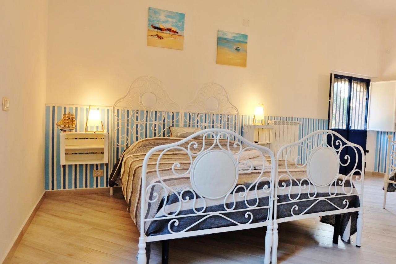 B&B CasaNera Riposto Bagian luar foto