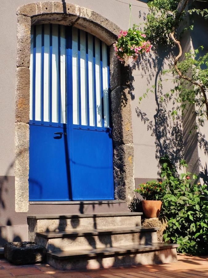 B&B CasaNera Riposto Bagian luar foto