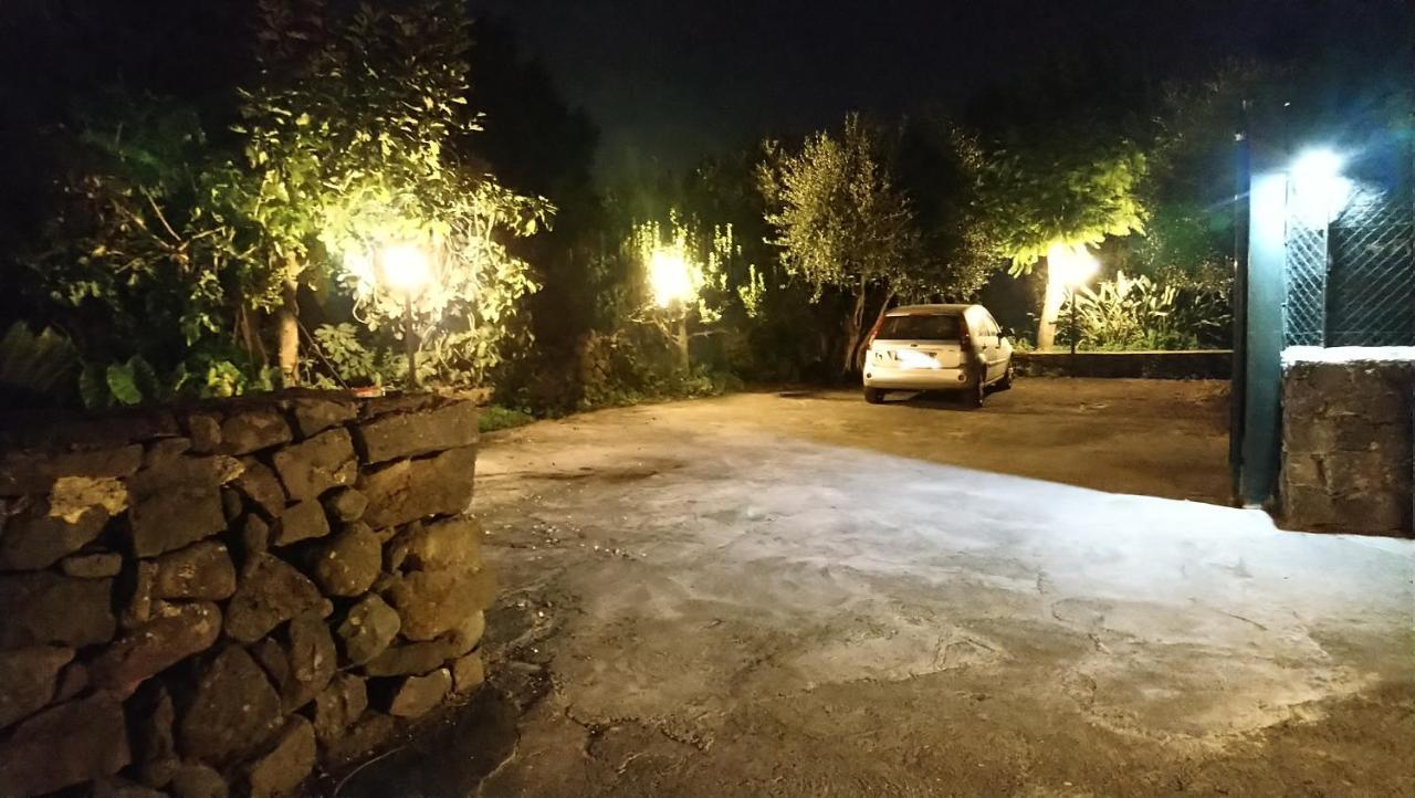 B&B CasaNera Riposto Bagian luar foto