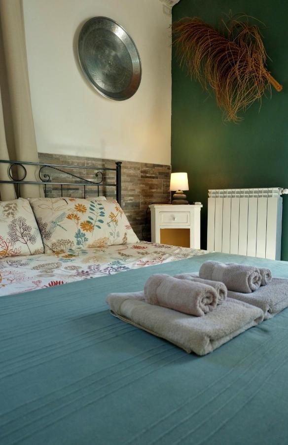 B&B CasaNera Riposto Bagian luar foto
