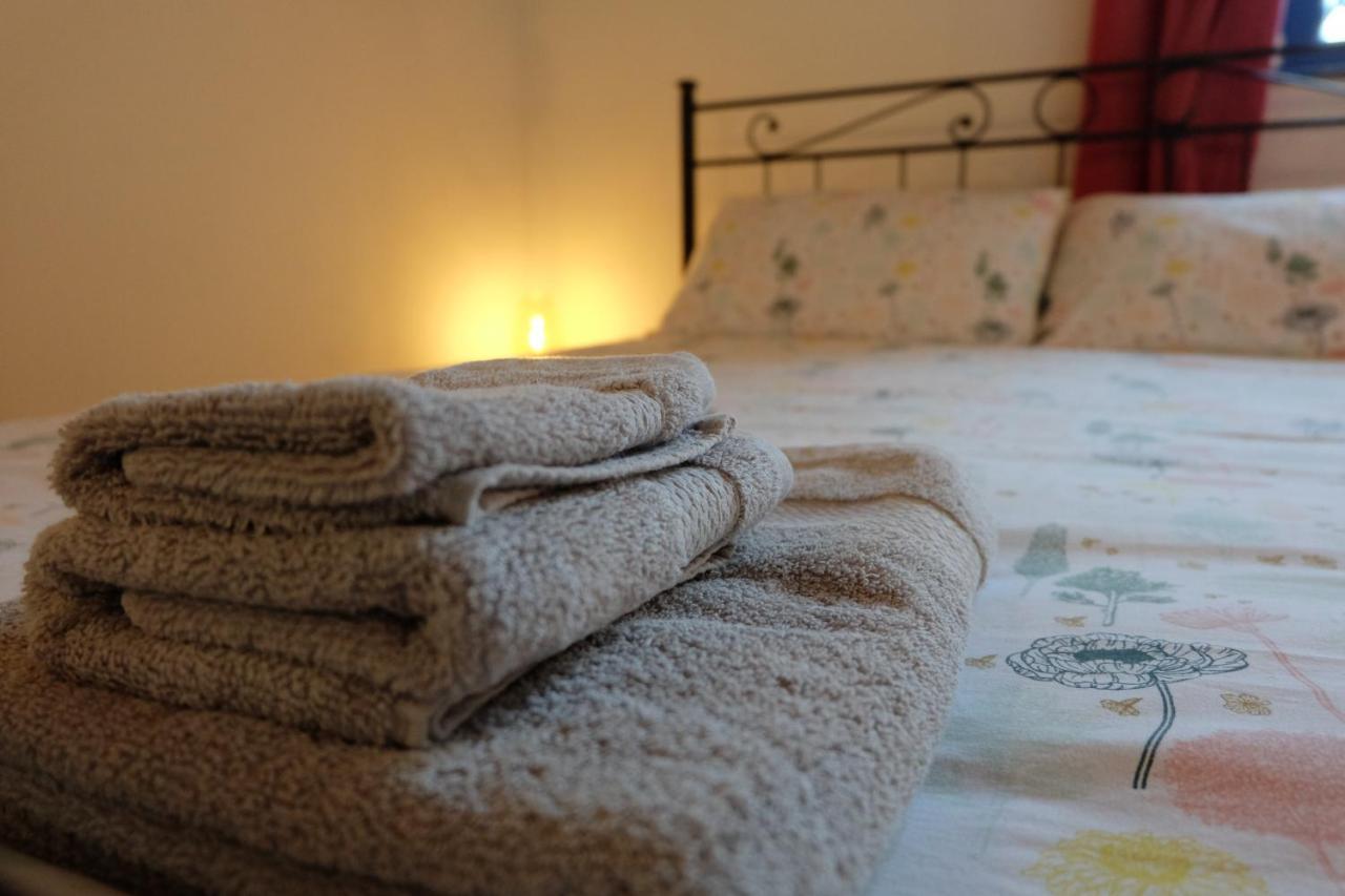 B&B CasaNera Riposto Bagian luar foto